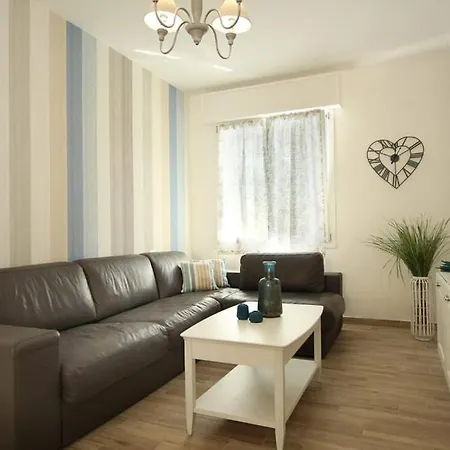 Apartament Romantic House With Jacuzzi *